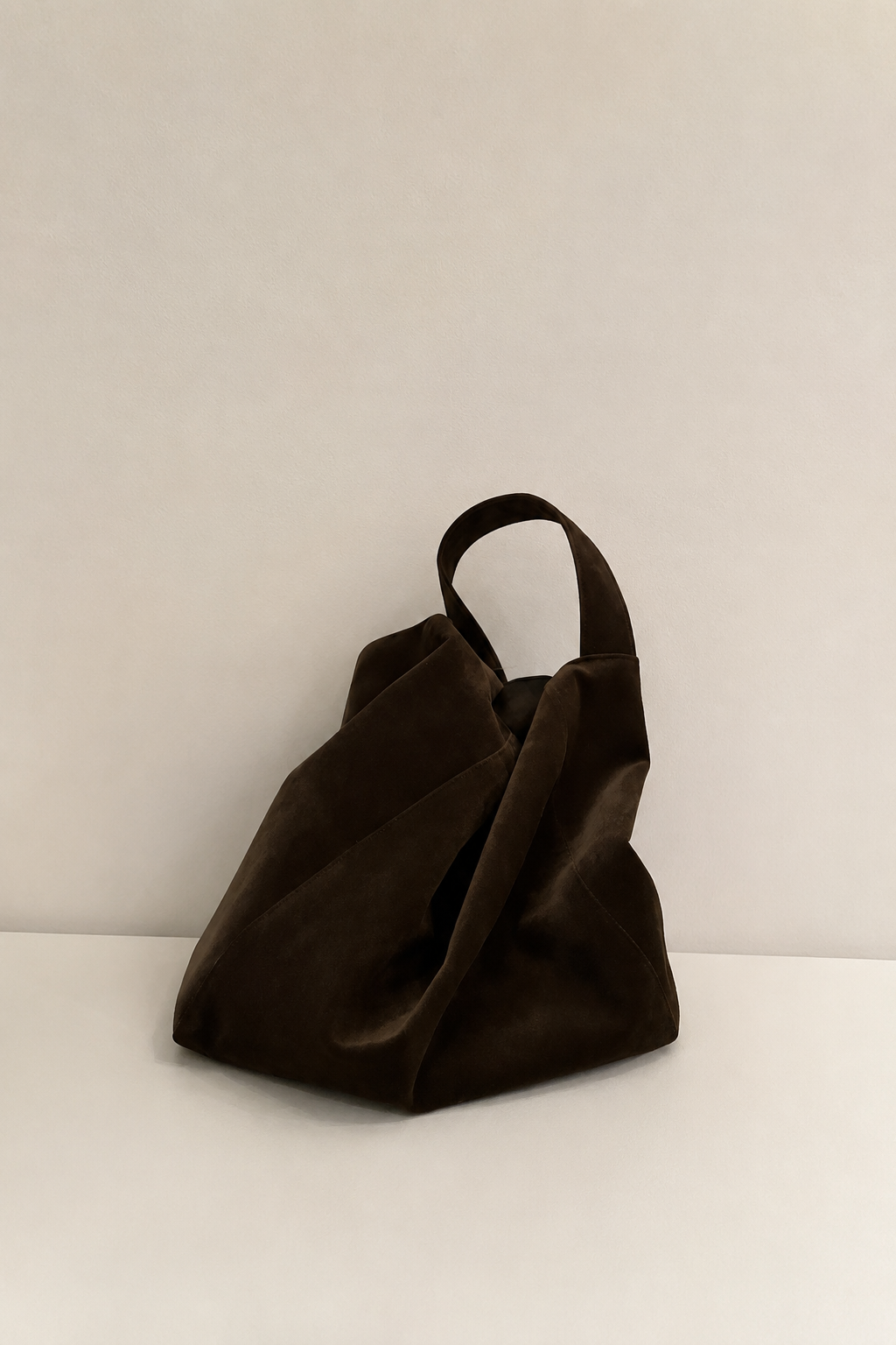 Slouch Shopper
