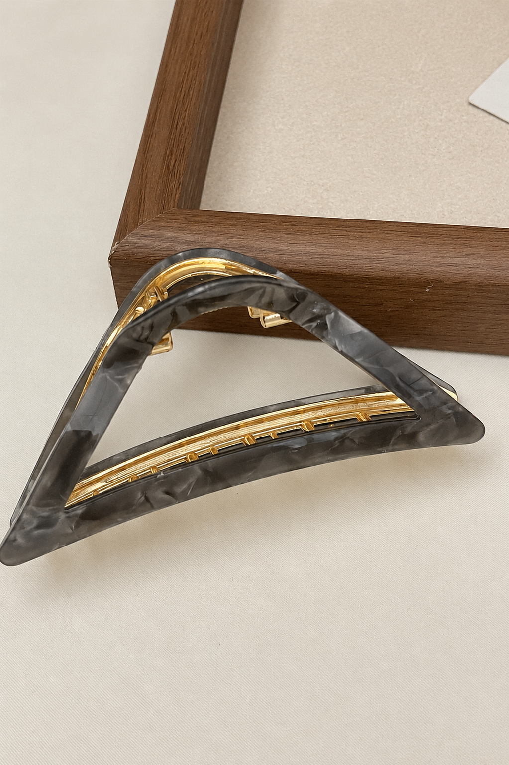 Facet Claw Clip - Triangle