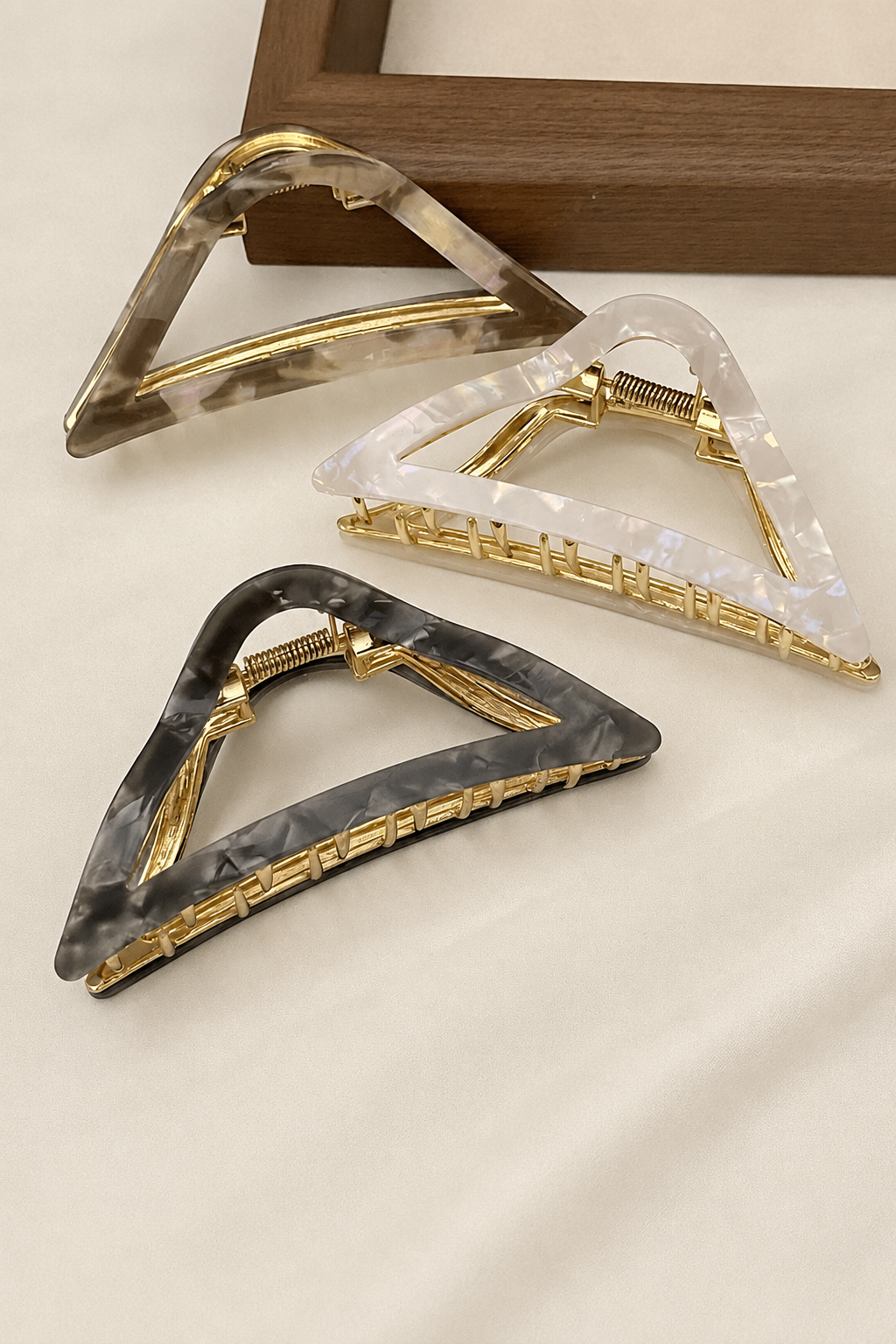 Facet Claw Clip - Triangle