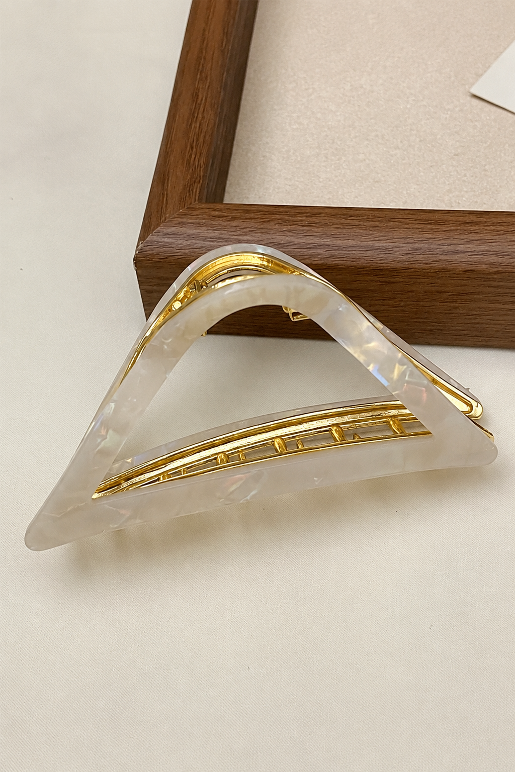 Facet Claw Clip - Triangle